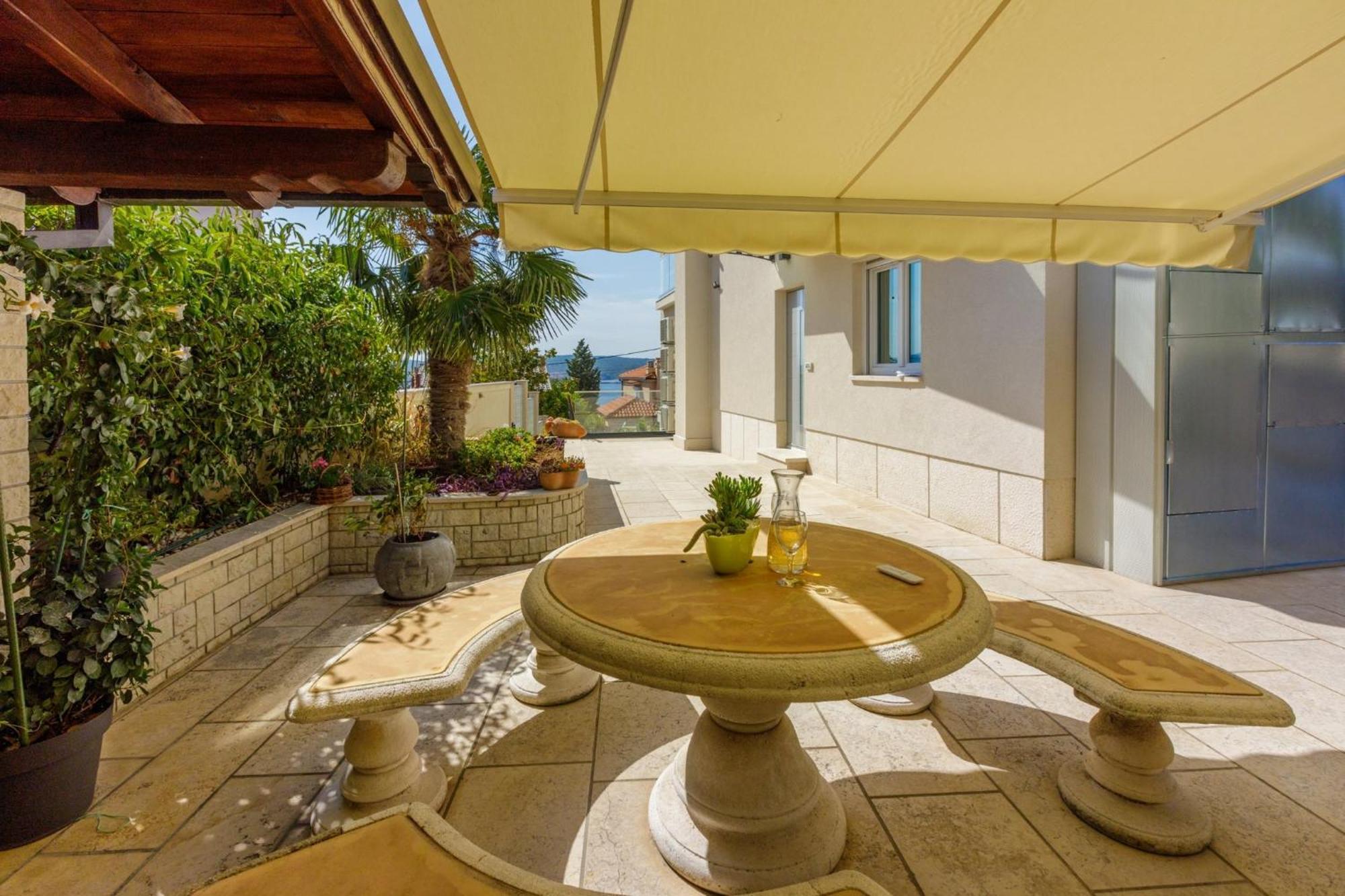 Dita A Crikvenica Exterior foto